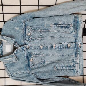 Old Navy - Ripped Denim Jacket  Size XL - Never Been Worn